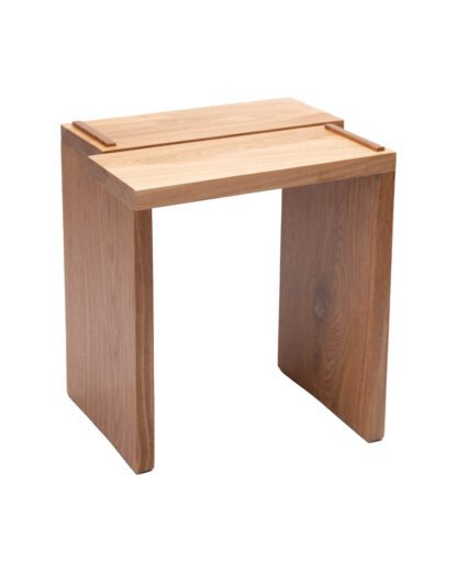 <strong>TWOGETHER STOOL OAK</strong>